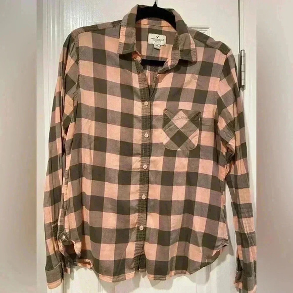 American Eagle Lightweight Cotton Blend Button Down Pink and Green Size Small P - Picture 1 of 9